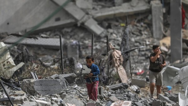 Jordania evacua a un primer grupo de 29 niños enfermos de la Franja de Gaza