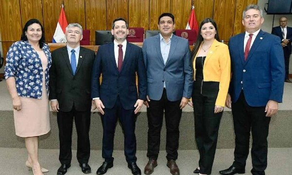 Raúl Latorre es reelecto como presidente de la Cámara de Diputados – Prensa 5