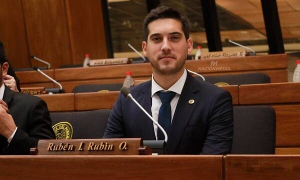 Diputado a Peña: “¿Qué tiene qué pasar para que reacciones, presidente?”