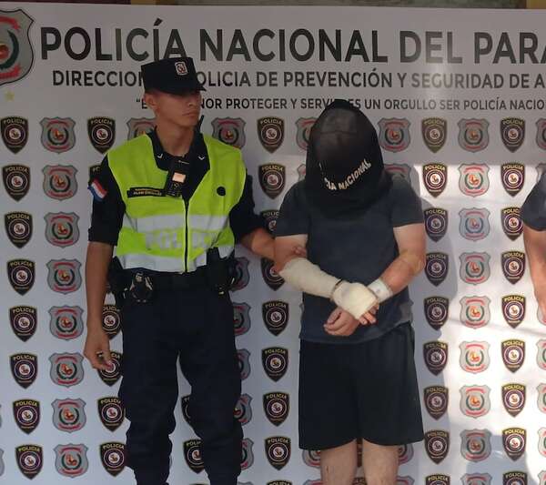 Requieren prisión de joven imputado por asesinar de múltiples puñaladas a su padre - ABC en el Este - ABC Color
