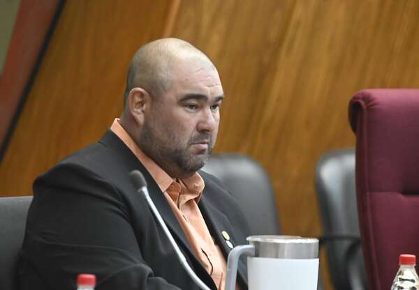 Hambre Cero: Jatar le dice a Peña que se ponga el pantalón y le advierte de otro marzo paraguayo - Política - ABC Color