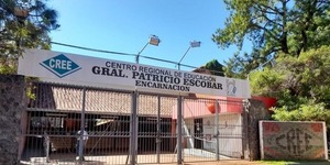 Entregan 5.000 paquetes de kits escolares en Encarnación - ADN Digital