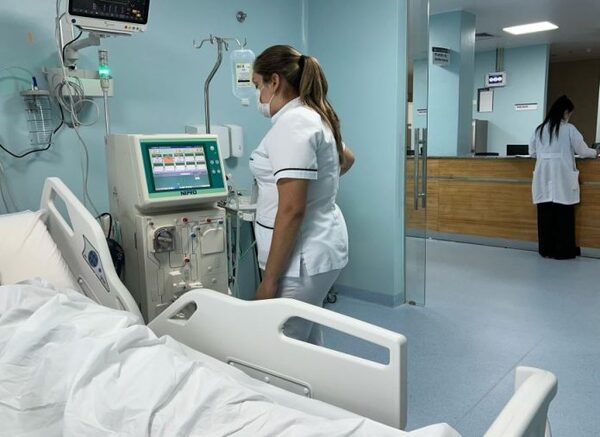 Hospital General de Coronel Oviedo realiza primera sesión de hemodiálisis - ADN Digital