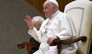 El Papa Francisco sigue estable y se reanudará la ventilación mecánica - Unicanal