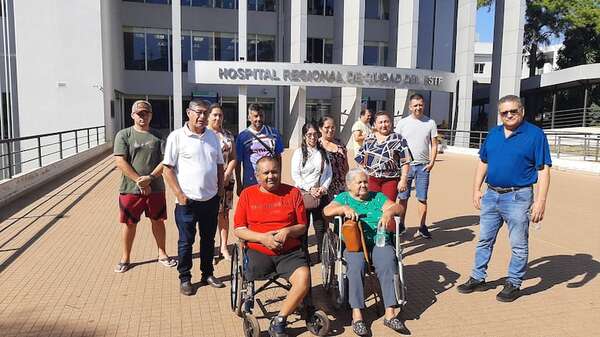 Asegurados de IPS de Ciudad del Este deben dializarse en Santa Rita, a 70 kilómetros  - ABC en el Este - ABC Color