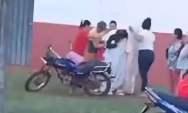 Mujer parió en el patio de la USF que no estaba abierta en Edelira - Noticiero Paraguay