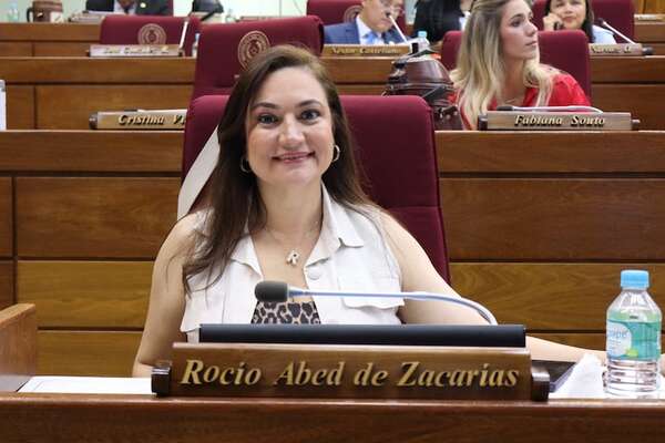 Líder de bancada cartista tilda de “un error” muerte de prematuro en Guairá - Política - ABC Color