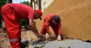 Diario HOY | Avanzan trabajos de renovación de veredas en el microcentro de Asunción