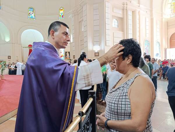 Caacupé: Iglesia llama a la conversión y a ser solidarios en la Cuaresma - Nacionales - ABC Color