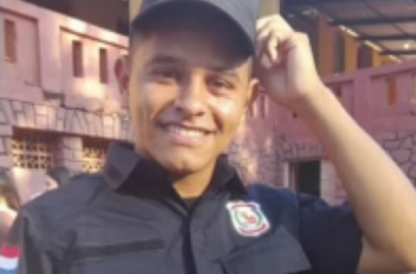 Familiares hallan rastros de “golpes” en el abdomen de aspirante a Policía internado por neumonía - Noticiero Paraguay
