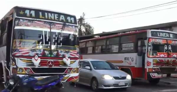 La Nación / Paro total de buses internos afectó nuevamente a barrios de San Lorenzo