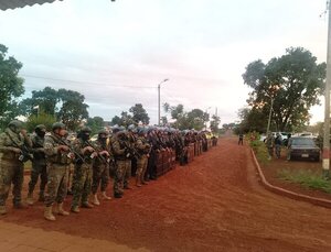 Tras requisa sorpresa en la cárcel de PJC, trasladan a 11 reos e incautan armas blancas - Unicanal