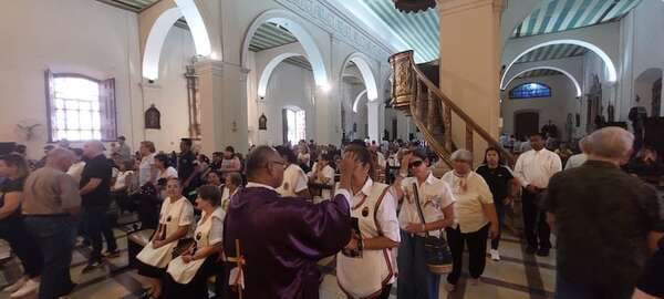 Iglesia inicia la Cuaresma e invita a fieles a la reconciliación, penitencia y caridad - Nacionales - ABC Color