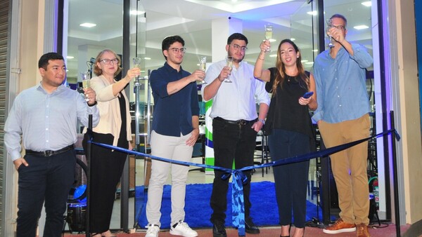 González Giménez inauguró nueva tienda en Ciudad del Este