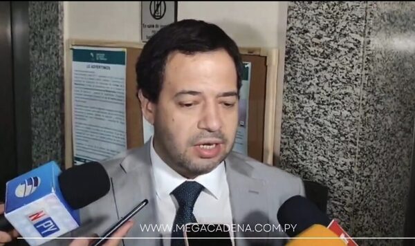 Caso chats de “Lalo” Gomes: analizan mensajes y vinculaciones con autoridades