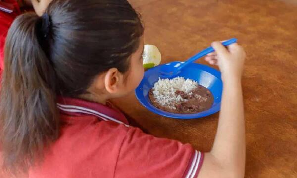 INAN no recomienda servir el almuerzo escolar antes de las 11:00 – Prensa 5