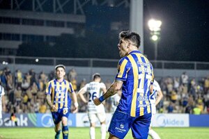 Versus / El golazo de Brahian Ayala, uno de los mejores de la primera semana de la Sudamericana