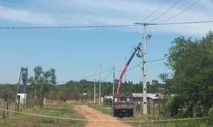 Trabajador muere tras sufrir una descarga eléctrica en Villarrica - Noticiero Paraguay