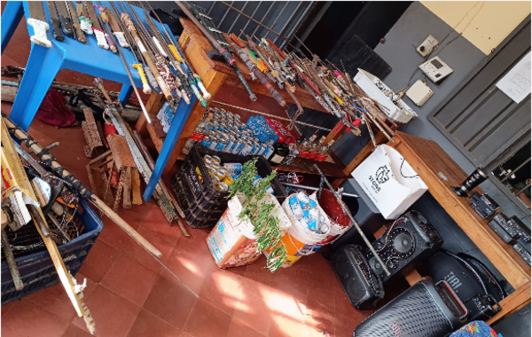 Requisan armas, drogas, bebidas alcohólicas y hasta parlantes en penal de PJC
