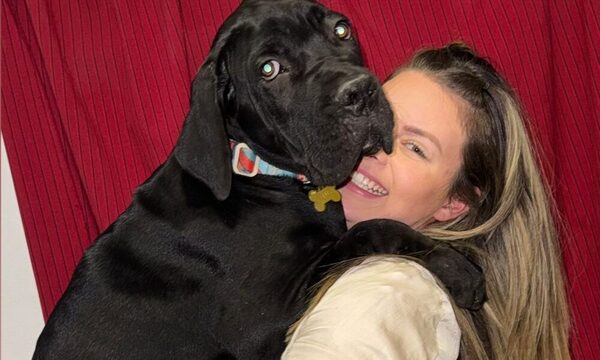 Fátima Gauto reveló el raro comportamiento de su perro Zeus: ¡Come tanguitas!