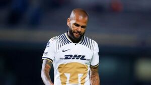 Dani Alves es demandado por los Pumas ante el TAS
