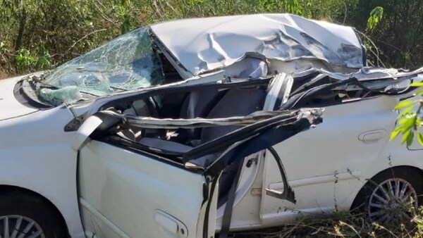 CONDUCTOR SALTA DE SU VEHÍCULO Y SE SALVA DE MORIR APLASTADO