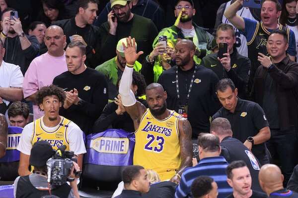 LeBron James, primer jugador de la historia de la NBA en marcar 50.000 puntos - Polideportivo - ABC Color