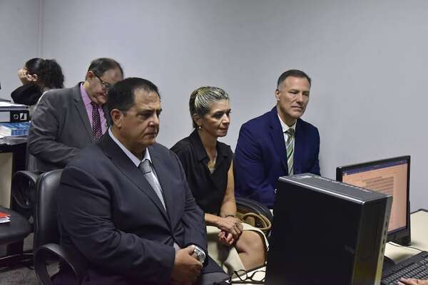 Fiscalía ratifica acusación por “caso metrobús” y pide que Jiménez Gaona vaya a juicio - Nacionales - ABC Color