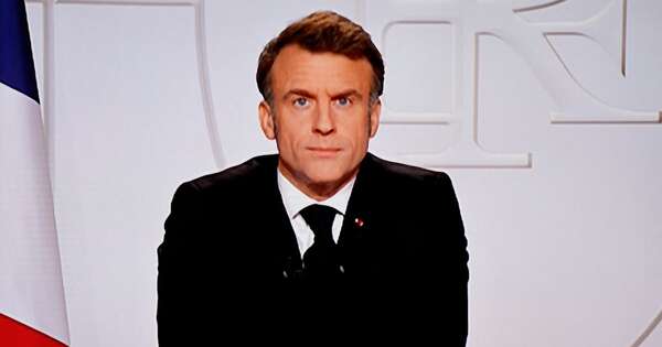 La Nación / "Desconectado de la realidad", arremete Rusia contra Macron
