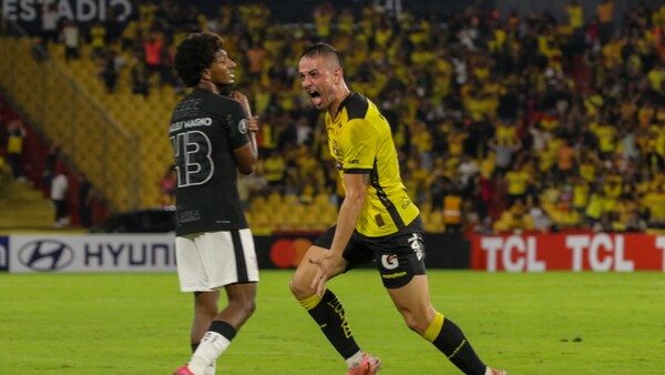 Barcelona golea a Corinthians y pone un pie en fase de grupos de la Copa Libertadores