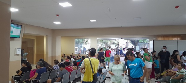 Aumentan atenciones por cuadros febriles en el sector pediátrico del HRE