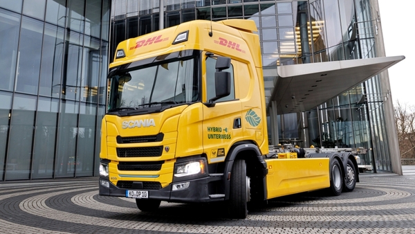 Scania presenta un camión eléctrico con generador de combustión para rutas de larga distancia