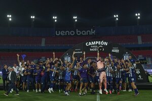 Talleres superó en penales a River y gritó campeón de la Supercopa Internacional - 1000 Noticias