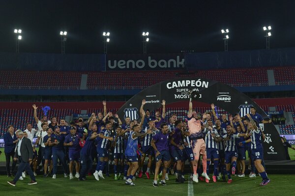 Talleres superó en penales a River y gritó campeón de la Supercopa Internacional - 1000 Noticias
