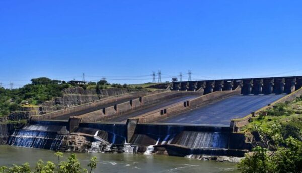 Denuncian que Itaipú excluye mano de obra paraguaya en licitación