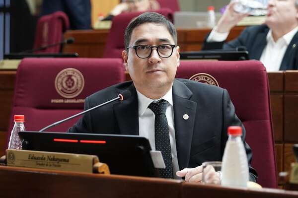 Paraguay está de luto, dice Nakayama y responsabiliza a Peña y al fiscal general de la crisis - Política - ABC Color