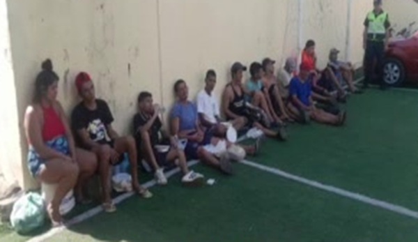 Operativo "Py’aguapy": varios hinchas y cuidacoches detenidos en la Plaza de la Democracia - SNT