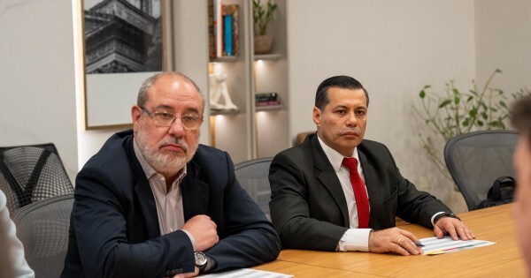 La UIP apunta a Itaipú por haber adjudicado USD 35 millones a una empresa china ligada a Alliana
