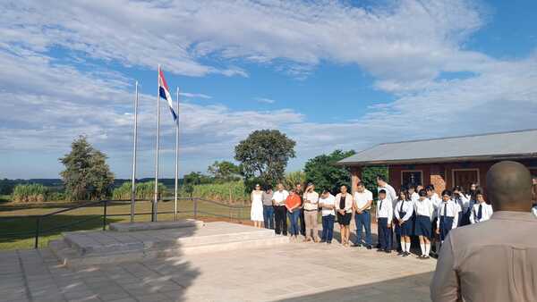 Colonia Paraná celebró la inauguración del nuevo Patio de Honor en la Escuela Básica 1544 San José