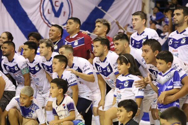 Versus / Se confirman cuatro selecciones más para las finales