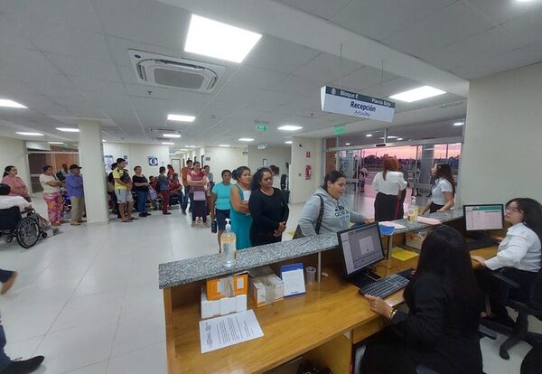 Hospital General de Coronel Oviedo realizó más de 600 consultas en su primer día