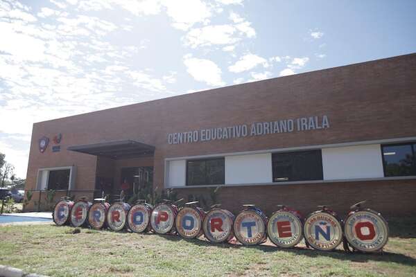 La Fundación Club Cerro Porteño inauguró las instalaciones del Centro Educativo Adriano Irala - Fútbol - ABC Color