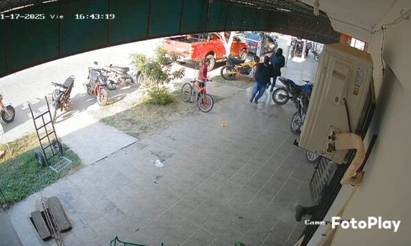 (Video) Robo en Alberdi y lo detuvieron en Asunción