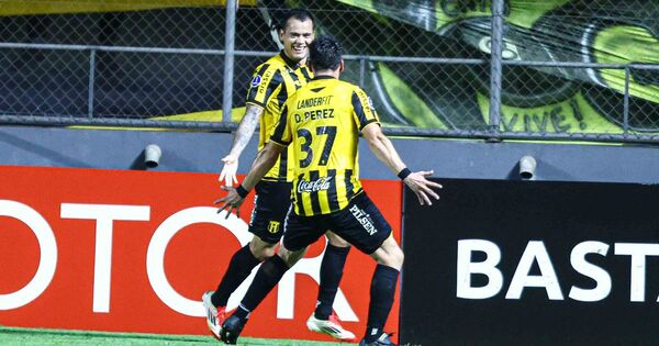 Guaraní inscribe su nombre en la fase de grupos | Asociación Paraguaya de Fútbol