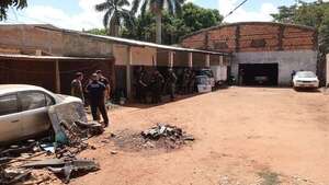 Gracias a GPS, detienen a tres hombres y recuperan vehículos robados en un desarmadero - Policiales - ABC Color