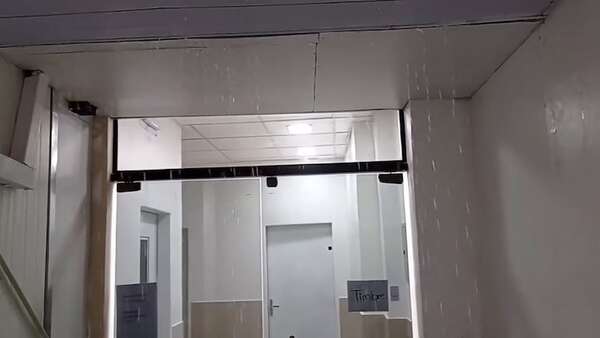 Video: área de Terapia Intensiva del Hospital de Villarrica quedó bajo agua - Nacionales - ABC Color
