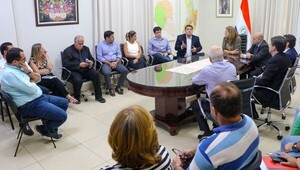 Salud acuerda mecanismos con proveedores de medicamentos, para optimizar provisión a hospitales - .::Agencia IP::.