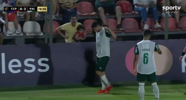 El gesto racista de un hincha al futbolista del Palmeiras Sub 20 - Cerro Porteño - ABC Color