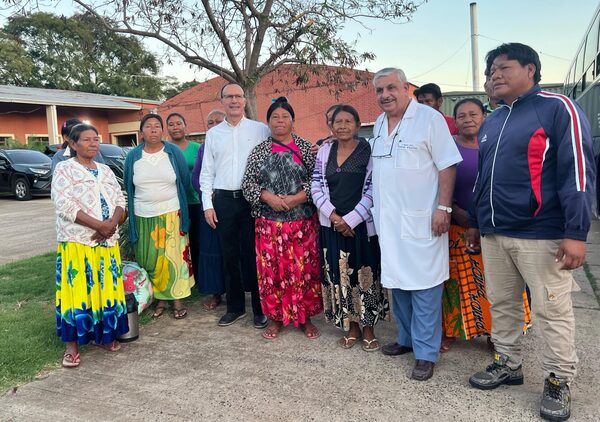 Miembros de comunidad indígena Nueva Esperanza acceden a cirugías gratuitas en Hospital Militar - .::Agencia IP::.