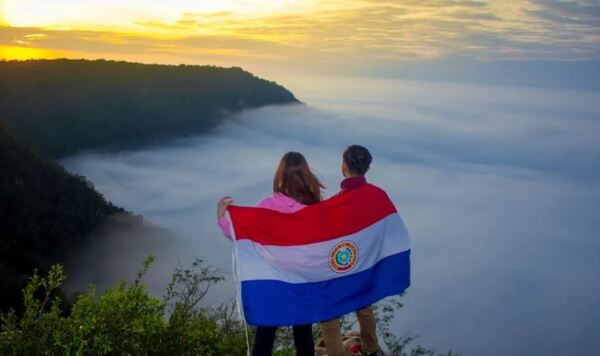 Senatur ordena la clausura temporal de establecimientos turísticos en el Cerro Tres Kandú